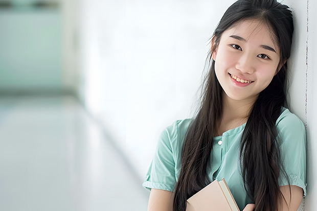 沿河土家族自治县中等职业学校和上海港湾学校哪个好